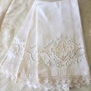 Antique Linen Embroidered Cutwork Hand & Face Towels